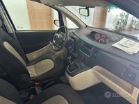 Usata Lancia Musa 77 CV (56 kW) 2007 Oro metallizzato Monovolume