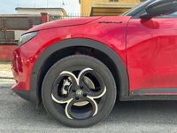 Käytetty Alfa Romeo Junior Edizione Speciale 136 HP (100 kW) 2024 Katumaasturi