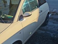 Usata Lancia Ypsilon 60 CV (44 kW) 2006 Giallo Utilitaria