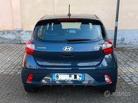 Usata Hyundai i10 66 CV (48 kW) 2024 Grigio Utilitaria