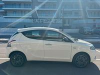 Usado Lancia Ypsilon 69 HP (50 kW) 2022 Citadino