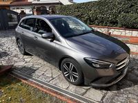 Usata Mercedes B180 116 CV (85 kW) 2021 Grigio Monovolume