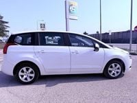 Usata Peugeot 5008 Family 112 CV (82 kW) 2011 Bianco Monovolume