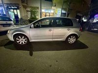 Usata VW Golf IV Sportline 140 CV (102 kW) 2005 Argento Berlina