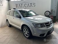 Usata Fiat Freemont Urban 170 CV (125 kW) 2014 Grigio SUV