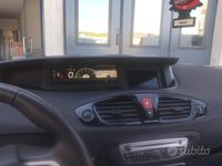 Usata Renault Scénic III 110 CV (80 kW) 2011 Bianco Monovolume
