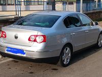 Usata VW Passat Highline 140 CV (102 kW) 2007 Argento Berlina