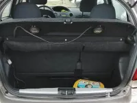 Usata Toyota Yaris Sol 65 CV (47 kW) 2004 Grigio Berlina