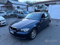 Usata BMW 318 122 CV (89 kW) 2006 Blu Station wagon