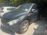 Usata SsangYong Actyon 141 CV (103 kW) 2007 Grigio Station wagon