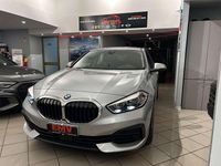 Usata BMW 118 Advantage 150 CV (110 kW) 2021 Bianco Utilitaria