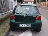 Usata Toyota Yaris 2000 Berlina