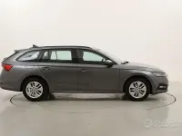 Usata Skoda Octavia Ambition 116 CV (85 kW) 2023 Grigio Station wagon