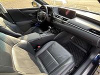 Usata Lexus ES300 Luxury Line 218 CV (160 kW) 2019 Blu/azzurro Berlina