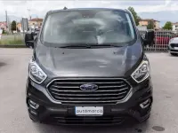 Usata Ford Tourneo Titanium 131 CV (96 kW) 2022 Grigio metallizzato