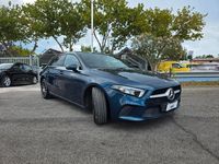 Usata Mercedes A180 Business 115 CV (84 kW) 2020 Blu Berlina
