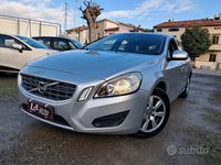 Usata Volvo V60 Summum 116 CV (85 kW) 2013 Argento Station wagon