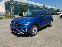 Usata VW T-Roc Style 110 CV (80 kW) 2023 Blu SUV