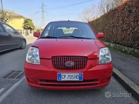 Gebraucht Kia Picanto 65 PS (47 kW) 2004 Rot Kleinwagen