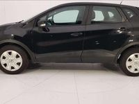 Usado Renault Captur Life 90 CV (66 kW) 2016 Negro SUV