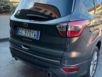 Usata Ford Kuga Vignale 150 CV (110 kW) 2018 Grigio SUV