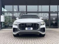 Usata Audi Q8 Sport 286 CV (210 kW) 2022 Bianco carrara SUV