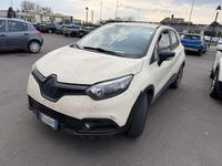 Usata Renault Captur Life 90 CV (66 kW) 2016 Marrone SUV