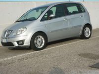 Usata Lancia Musa 95 CV (69 kW) 2009 Argento Monovolume