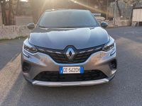 Usata Renault Captur Intens 116 CV (85 kW) 2021 Grigio SUV