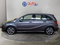 Usata Mercedes B180 109 CV (80 kW) 2017 Grigio Monovolume