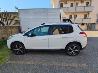 Usata Peugeot 2008 Active 99 CV (72 kW) 2015 Bianco SUV