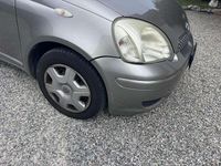 Usata Toyota Yaris 65 CV (47 kW) 2003 Berlina
