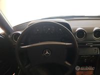 Usata Mercedes 190 1988 Grigio Berlina