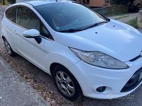 Second-hand Ford Fiesta 80 CP (58 kW) 2010 Alb Hatchback