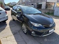 Usata Toyota Auris Touring Sports Active 99 CV (72 kW) 2015 Blu Station wagon