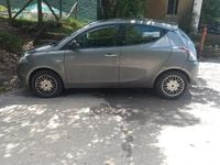 Usata Lancia Ypsilon 95 CV (69 kW) 2018 Grigio Utilitaria