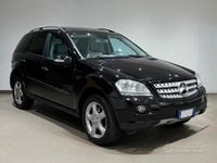 Usata Mercedes ML320 224 CV (164 kW) 2008 Nero SUV