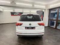 Usata VW Tiguan Elegance 150 CV (110 kW) 2021 Bianco SUV