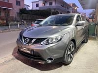 Usata Nissan Qashqai N-Connecta 131 CV (96 kW) 2016 Grigio SUV
