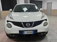 Usata Nissan Juke Tekna 110 CV (80 kW) 2011 Bianco SUV