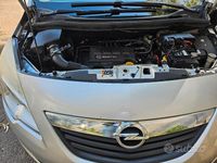 Usata Opel Meriva 120 CV (88 kW) 2014 Grigio Monovolume