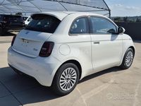 Nuova Fiat 500e 69 kW (95 CV) 2025 Bianco Utilitaria