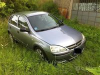 Usata Opel Corsa 58 CV (42 kW) 2004 Grigio Berlina