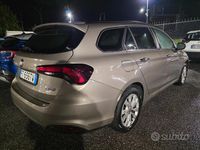 Usata Fiat Tipo Lounge 120 CV (88 kW) 2019 Marrone Station wagon