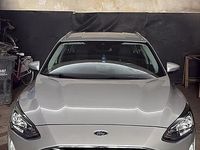 Usata Ford Focus 120 CV (88 kW) 2020 Grigio Station wagon
