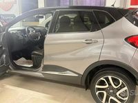 Usata Renault Captur 110 CV (80 kW) 2016 Grigio SUV