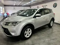 Usata Toyota RAV4 124 CV (91 kW) 2014 Grigio SUV