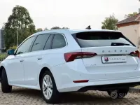 Usata Skoda Octavia Executive 116 CV (85 kW) 2021 Bianco Station wagon