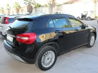Usata Mercedes GLA200 Business 136 CV (100 kW) 2018 Nero SUV