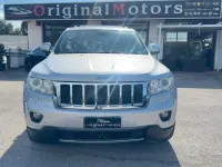 Usata Jeep Grand Cherokee Overland 241 CV (177 kW) 2012 Grigio SUV